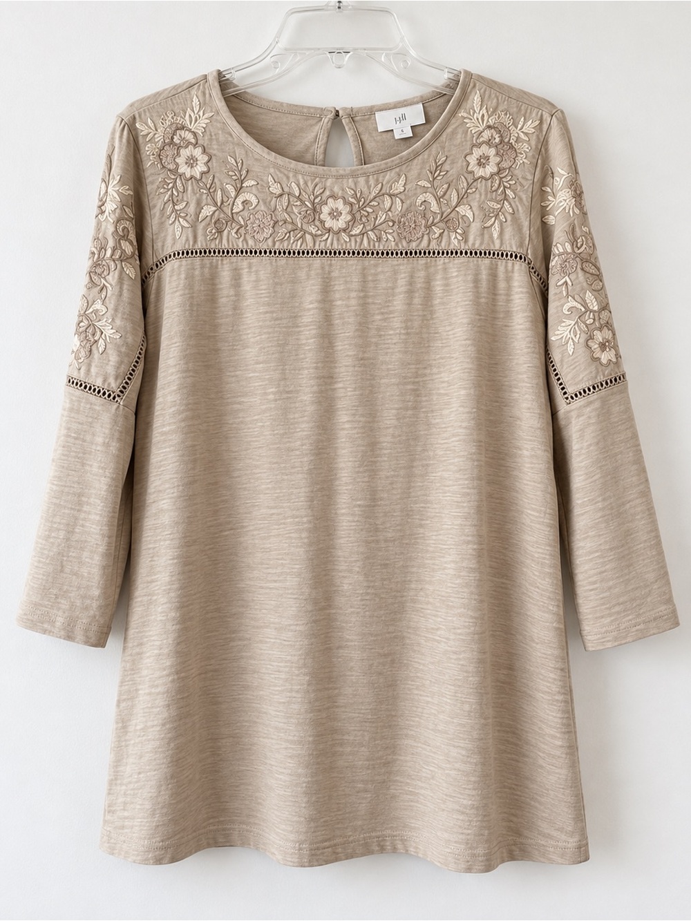 J Jill Tan Embroidered Neckline 3/4 Sleeve Keyhole Back Top EUC S #1205